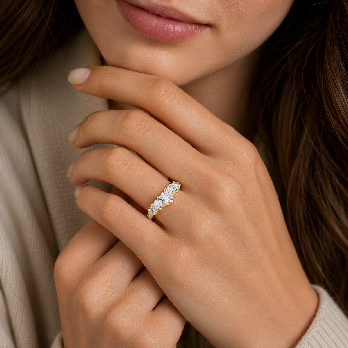 Round Cut Curved Lab Grown Diamond Wedding Band